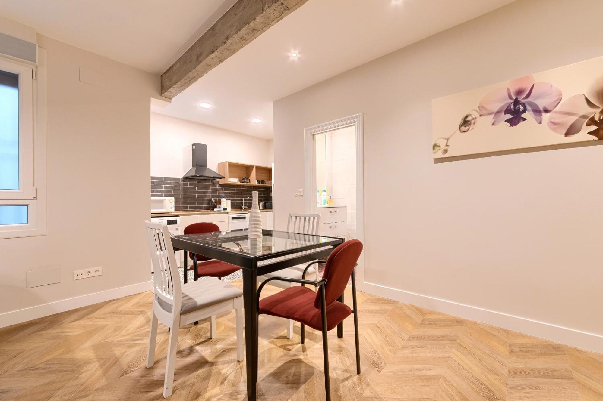 Euskalduna, Vivienda Turistica Moderna Y Renovado Bilbao Exterior foto